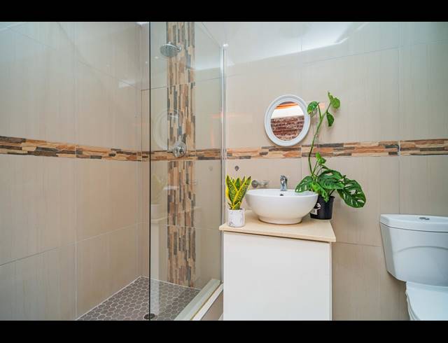 3 BEDROOM HOUSE TO LET IN RESERVOIR HILLS